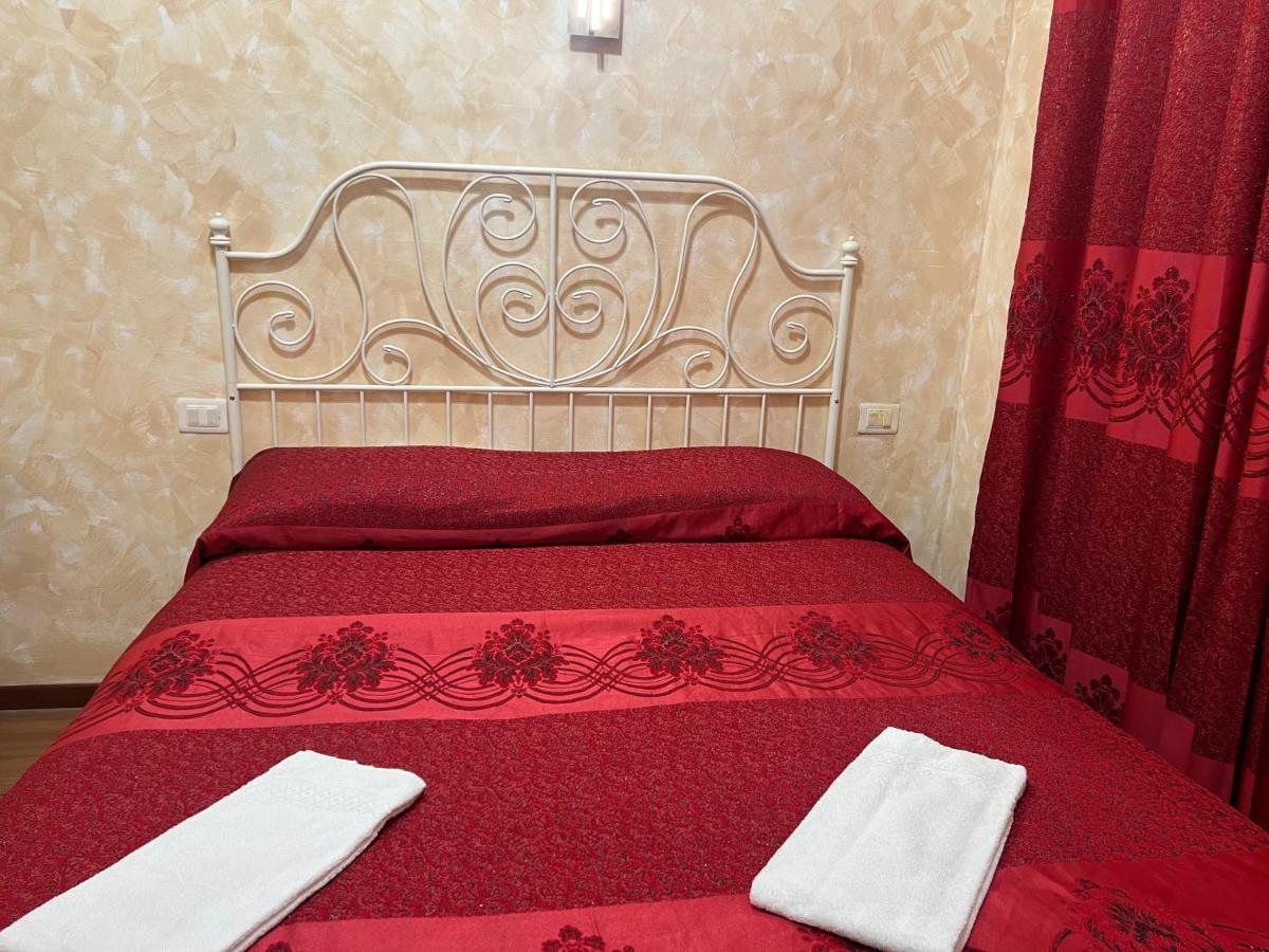 Roma Guest House Exteriör bild